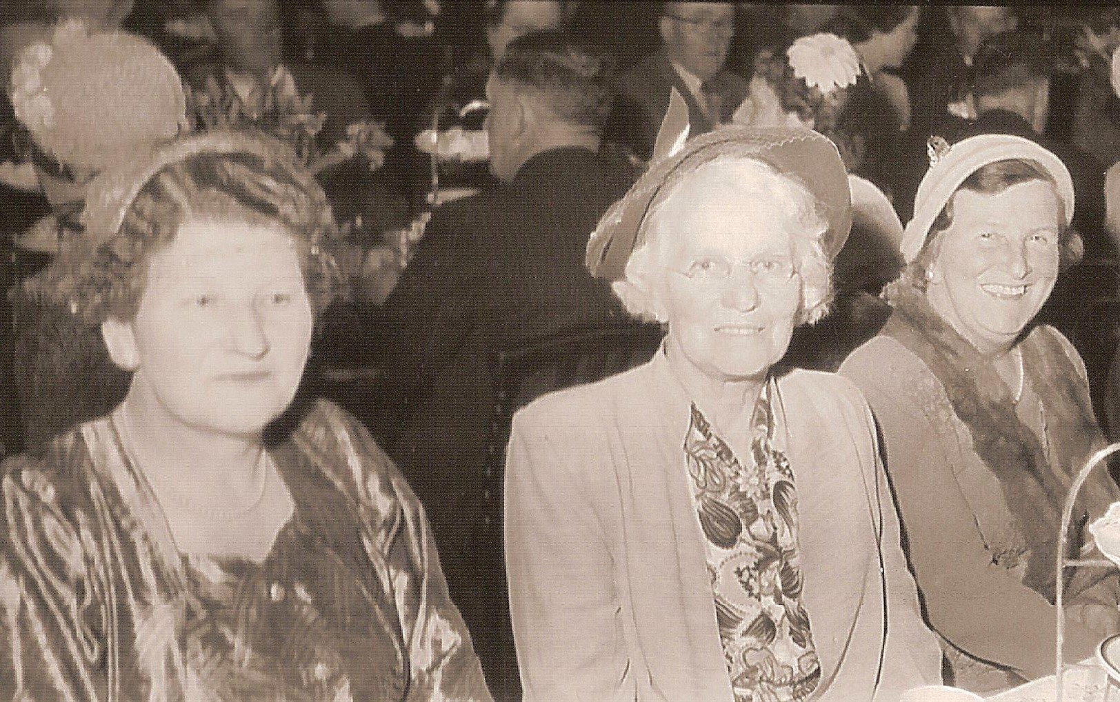 Blanche Allen (friend of Jessie Hodges), Mrs L. Blythe (mother of Jack Blythe), Mrs Graham (another friend of Jessie Hodges)